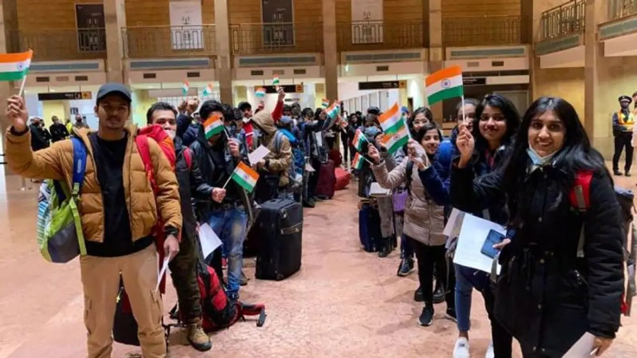 একটানা বোমাবর্ষণ রাশিয়ার, ইউক্রেনের সুমি থেকে ভারতীয়দের উদ্ধারকাজ ফের ব্যহত