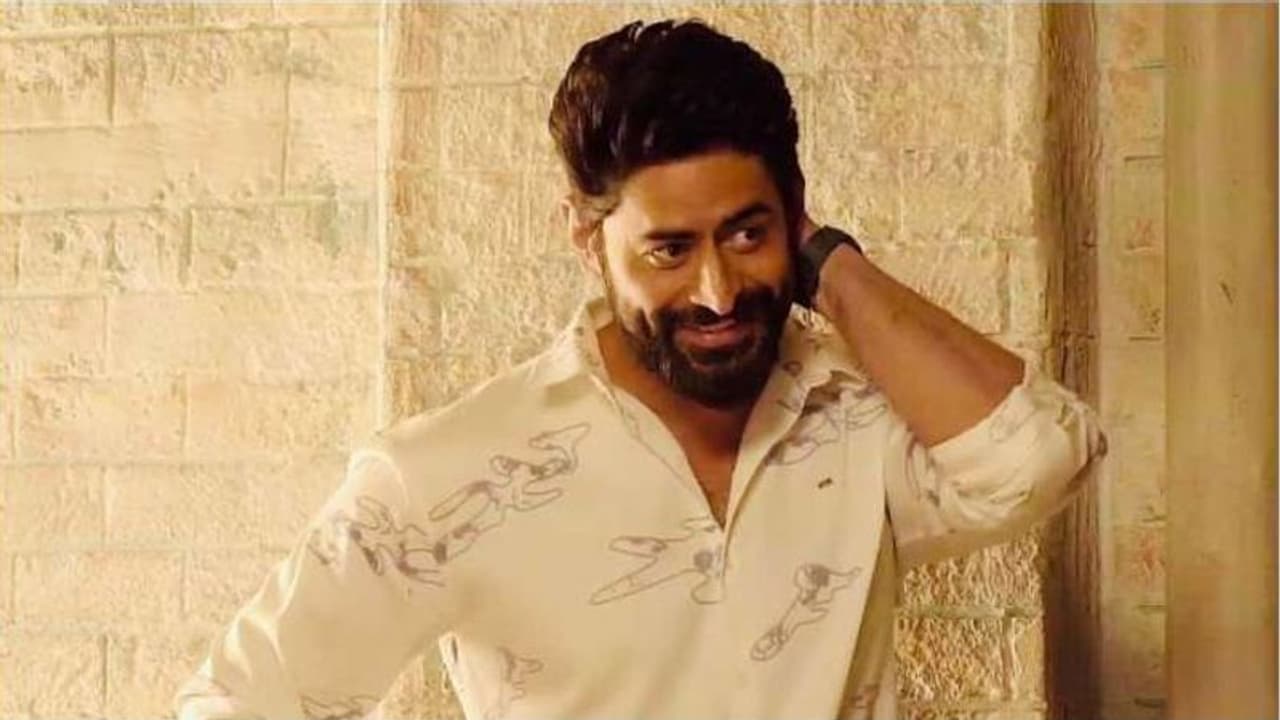 తండ్రైన 'ఉరి' నటుడు.. పండంటి ఆడబిడ్డకు జన్మనిచ్చిన భార్య తండ్రైన 'ఉరి' నటుడు.. పండంటి ఆడబిడ్డకు జన్మనిచ్చిన భార్య