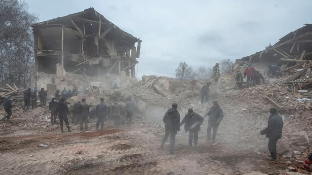 Russia Ukraine war: Artillery kills 70 Ukraine soldiers as Russia steps up attack