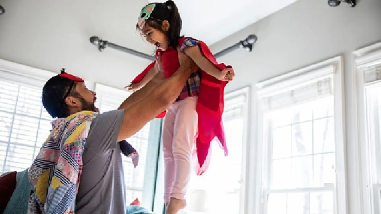 রইল এই তিন রাশির পুরুষের কথা, এরা বাচ্চা খুবই পছন্দ করেন, নিজের সন্তান হবে এমন স্বপ্ন দেখেন