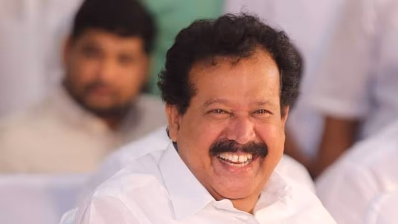 இந்தி படித்தால் பானிப்பூரிதான் விற்கனும்.. பாஜகவை எகிறி அடித்த பொன்முடி...! இந்தி படித்தால் பானிப்பூரிதான் விற்கனும்.. பாஜகவை எகிறி அடித்த பொன்முடி...!