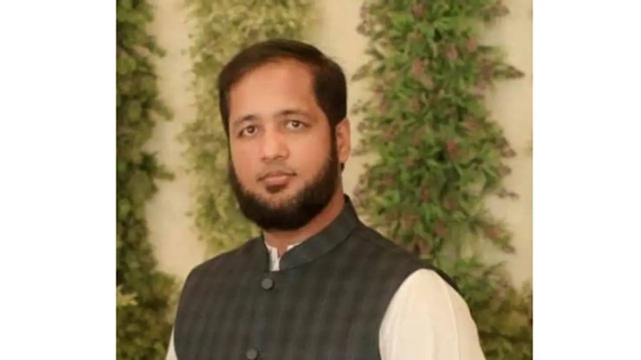 One has to implement the right strategies to create a successful e commerce business, says Hafiz Ahmed