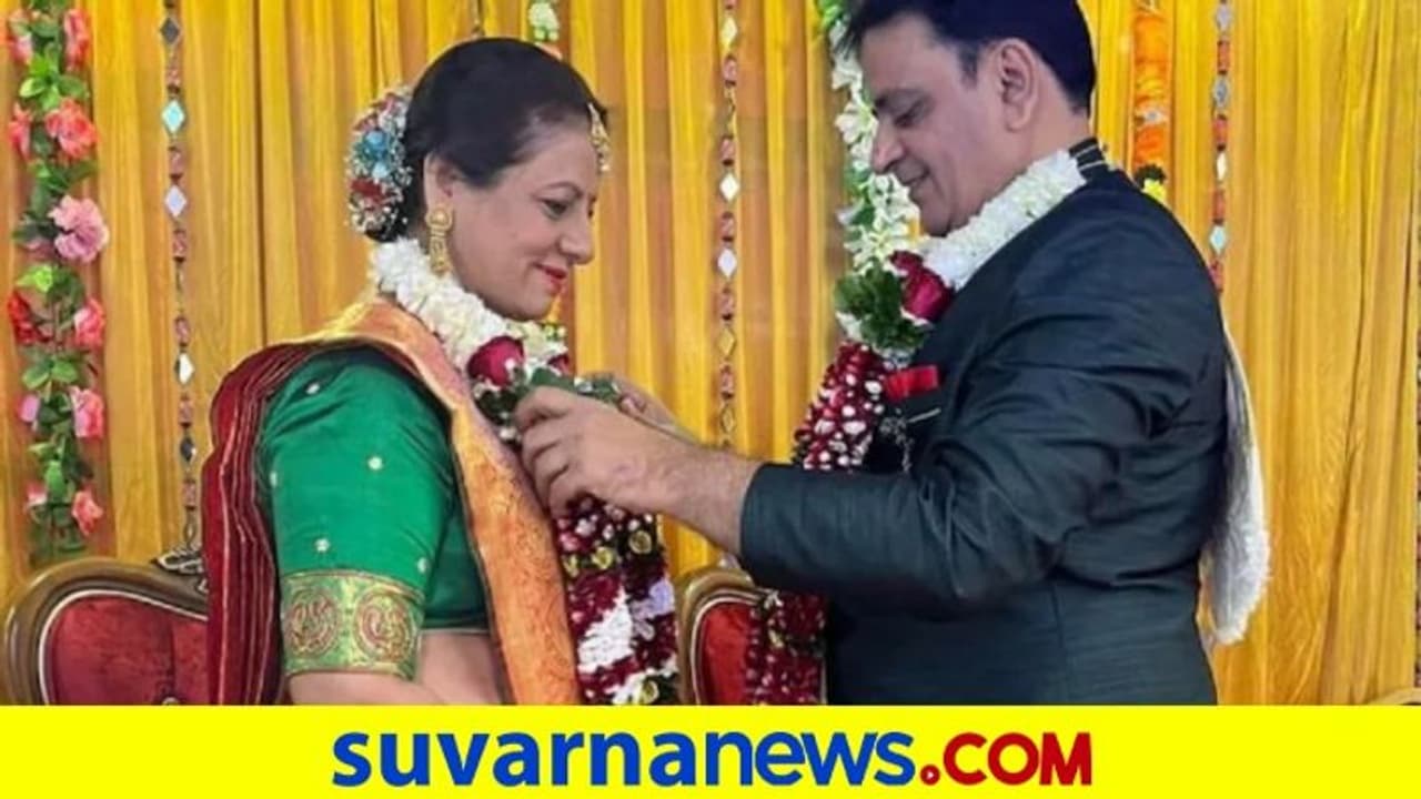 ಕ್ಯಾನ್ಸರ್‌ ವಿರುದ್ಧ ಗೆದ್ದು 52ನೇ ವಯಸ್ಸಿನಲ್ಲಿ ಮರು ಮದುವೆ... ಅಮ್ಮನ ನಿರ್ಧಾರ ಶ್ಲಾಘಿಸಿದ ಪುತ್ರ