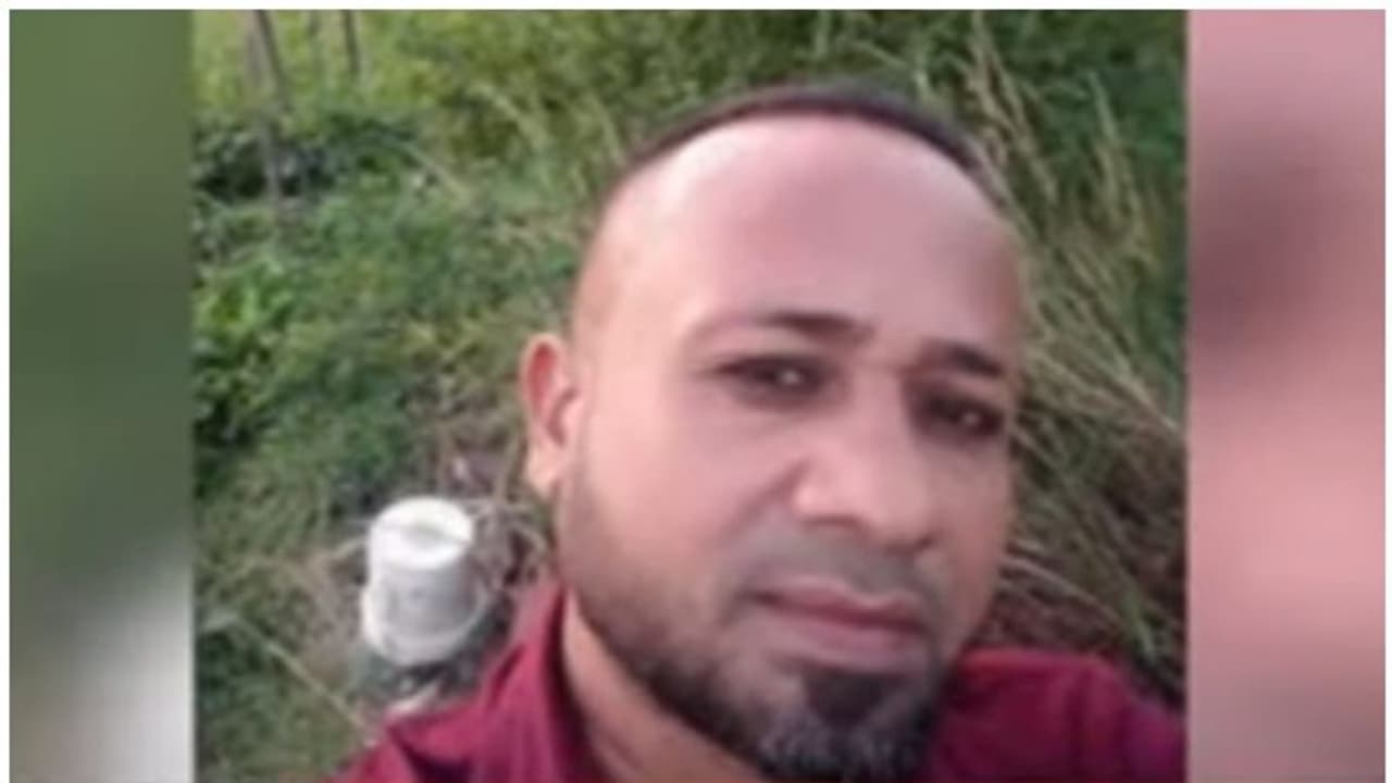 Murder : തൃശ്ശൂരില്‍ തട്ടിപ്പ് കേസ് പ്രതിയെ വീട്ടില്‍ക്കയറി കുത്തിക്കൊന്നു; പിന്നില്‍ രണ്ടംഗ സംഘമെന്ന് പൊലീസ്