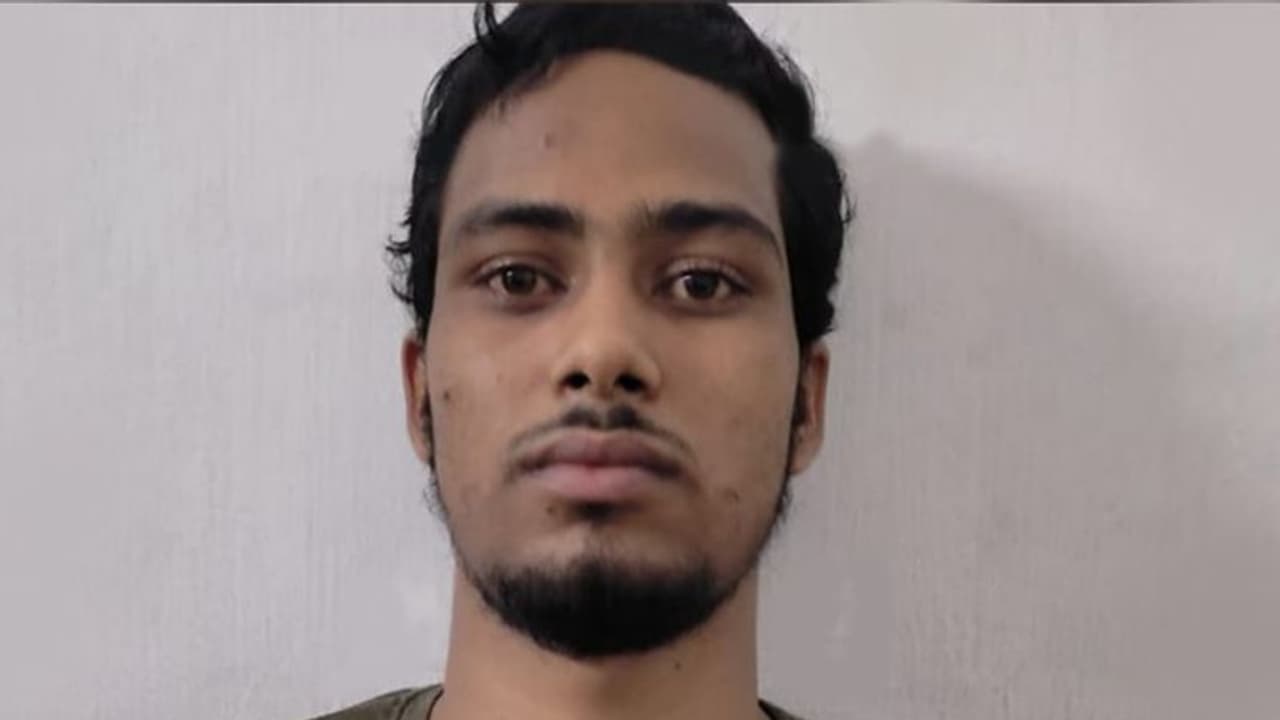 Hidden camera : ഹോട്ടലില്‍ സ്ത്രീകളുടെ ശുചിമുറിയില്‍ മൊബൈല്‍ ക്യാമറ; അതിഥി തൊഴിലാളി അറസ്റ്റില്‍