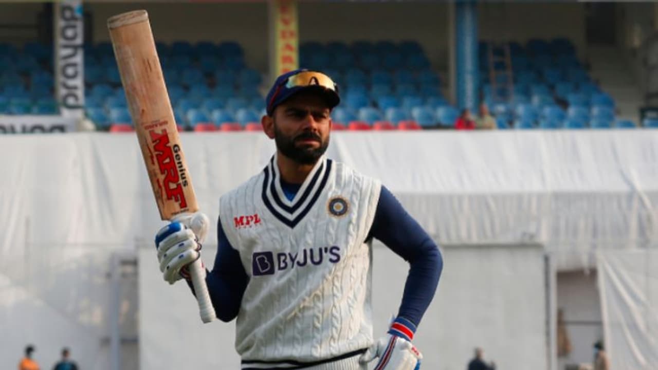 IND vs SL: కోహ్లిని మళ్లీ కెప్టెన్ చేయండి.. బెంగళూరు టెస్టులో ఫ్యాన్స్ రచ్చ.. ట్విట్టర్ లో మొదలైన వార్