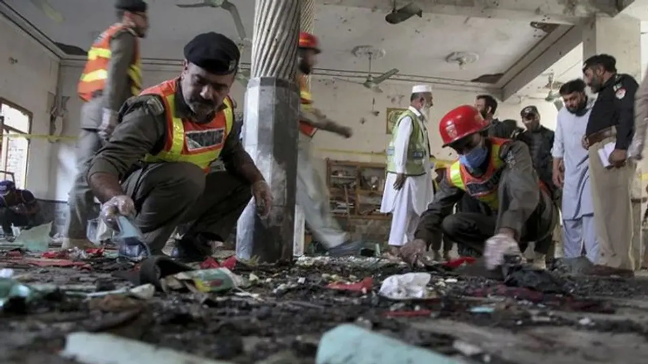 Bomb Blast ಪೇಶಾವರದಲ್ಲಿ ಬಾಂಬ್ ಸ್ಫೋಟ, 30 ಸಾವು, 56 ಮಂದಿ ಗಂಭೀರ ಗಾಯ!