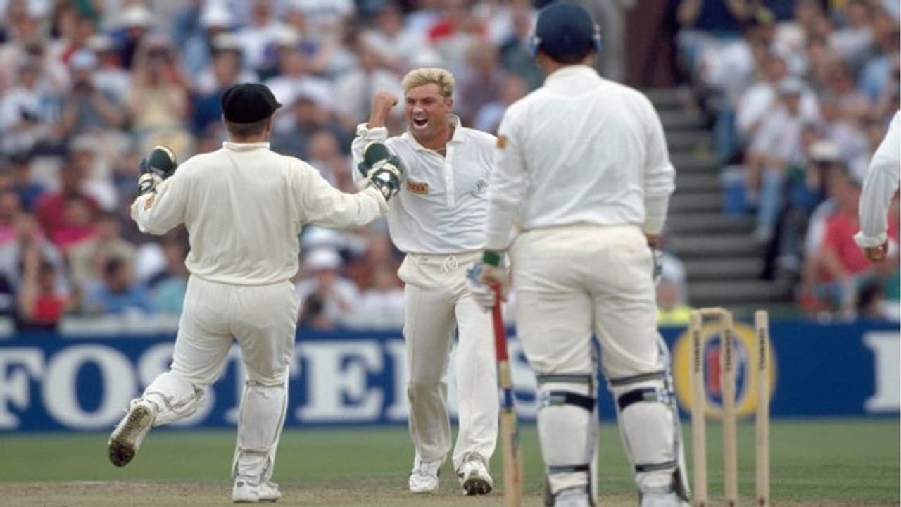 நூற்றாண்டின் சிறந்த பந்தை வீசிவிட்டு, அதுலாம் குருட்டு லக்குதான்னு ஒப்புக்கொண்ட நேர்மையாளர் ஷேன் வார்ன்!வீடியோ நூற்றாண்டின் சிறந்த பந்தை வீசிவிட்டு, அதுலாம் குருட்டு லக்குதான்னு ஒப்புக்கொண்ட நேர்மையாளர் ஷேன் வார்ன்!வீடியோ