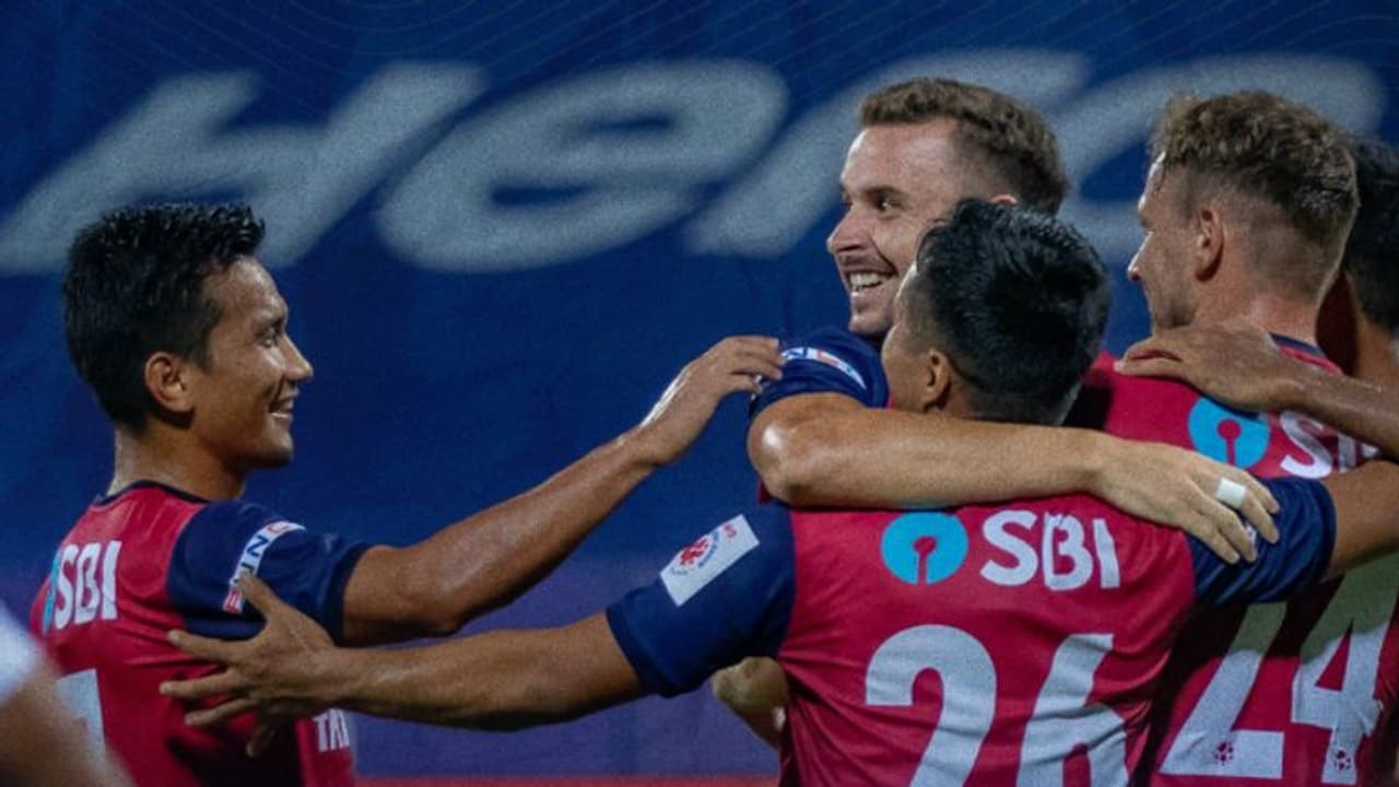 ISL 2021 22 : ഐഎസ്എല്ലില് നോണ്സ്റ്റോപ്പ് ജംഷഡ്പൂര് എഫ്സി; ഒഡിഷയ്ക്ക് മേല് ഗോള്മഴ ISL 2021 22 : ഐഎസ്എല്ലില് നോണ്സ്റ്റോപ്പ് ജംഷഡ്പൂര് എഫ്സി; ഒഡിഷയ്ക്ക് മേല് ഗോള്മഴ