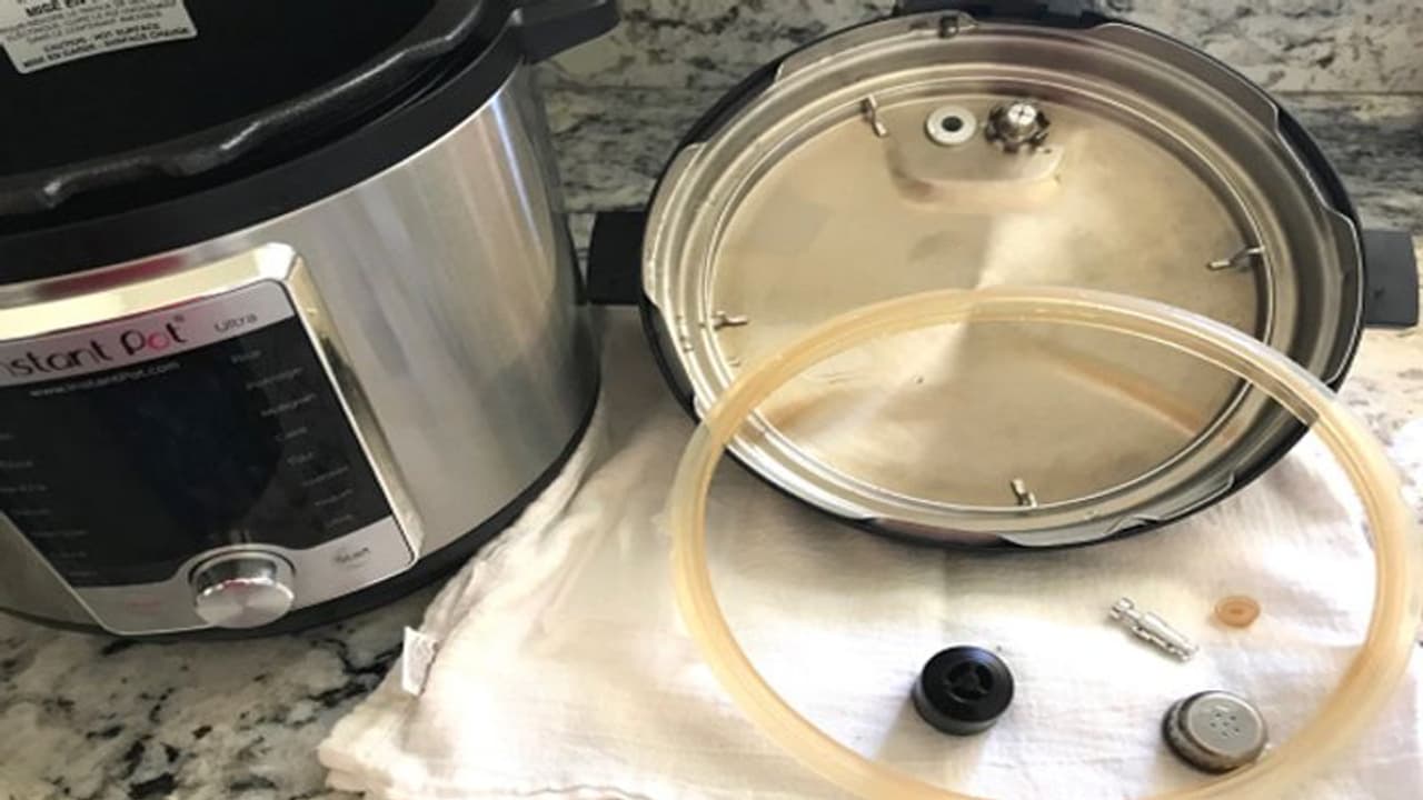 క్లౌడ్‌టైల్‌కు షాక్.. లక్ష రూపాయల జరిమానా.. అసలేం జరిగిందంటే..? 