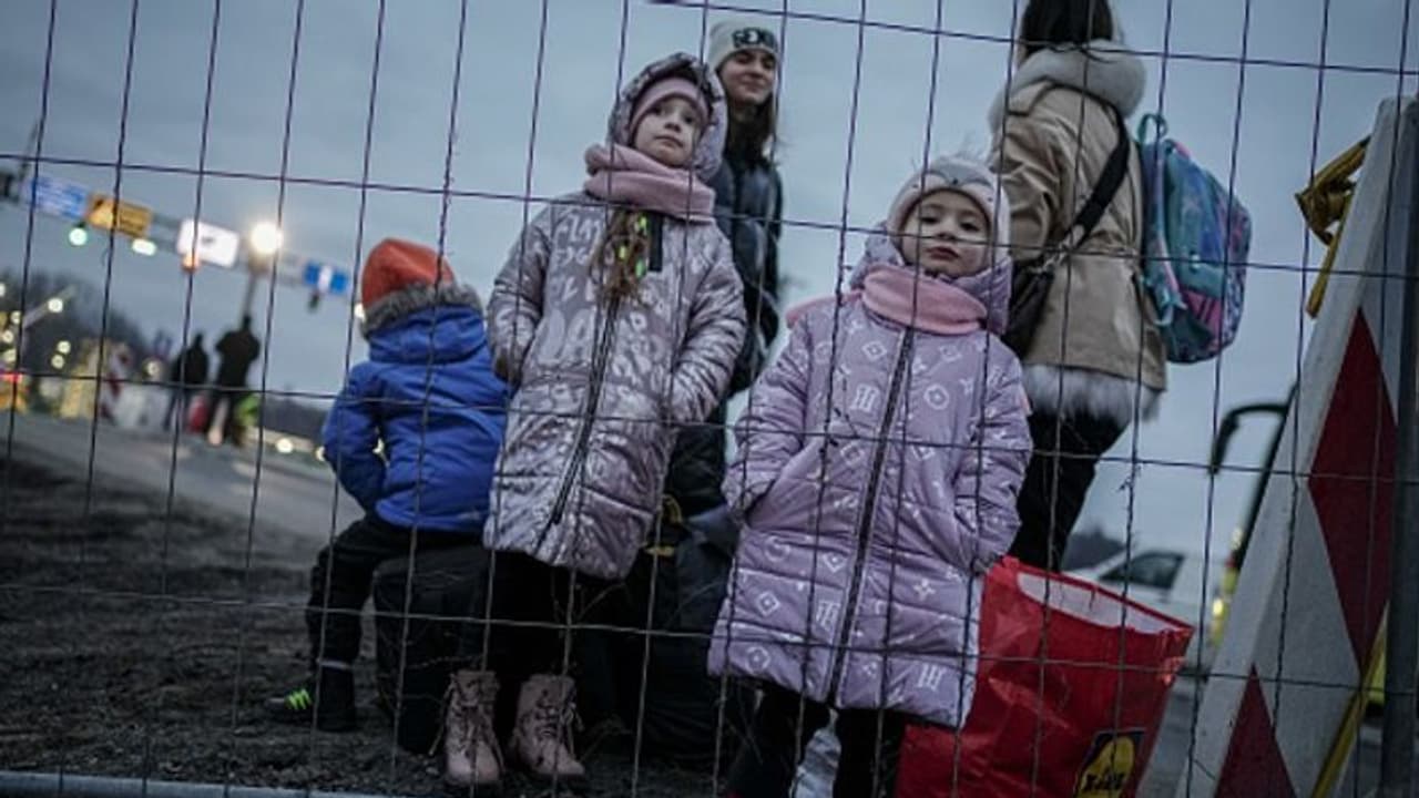 যুদ্ধ বিরতির মধ্যেই রাশিয়ার হামলা, উদ্ধারকাজ ব্যহত হচ্ছে বলে অভিযোগ ইউক্রেনের যুদ্ধ বিরতির মধ্যেই রাশিয়ার হামলা, উদ্ধারকাজ ব্যহত হচ্ছে বলে অভিযোগ ইউক্রেনের
