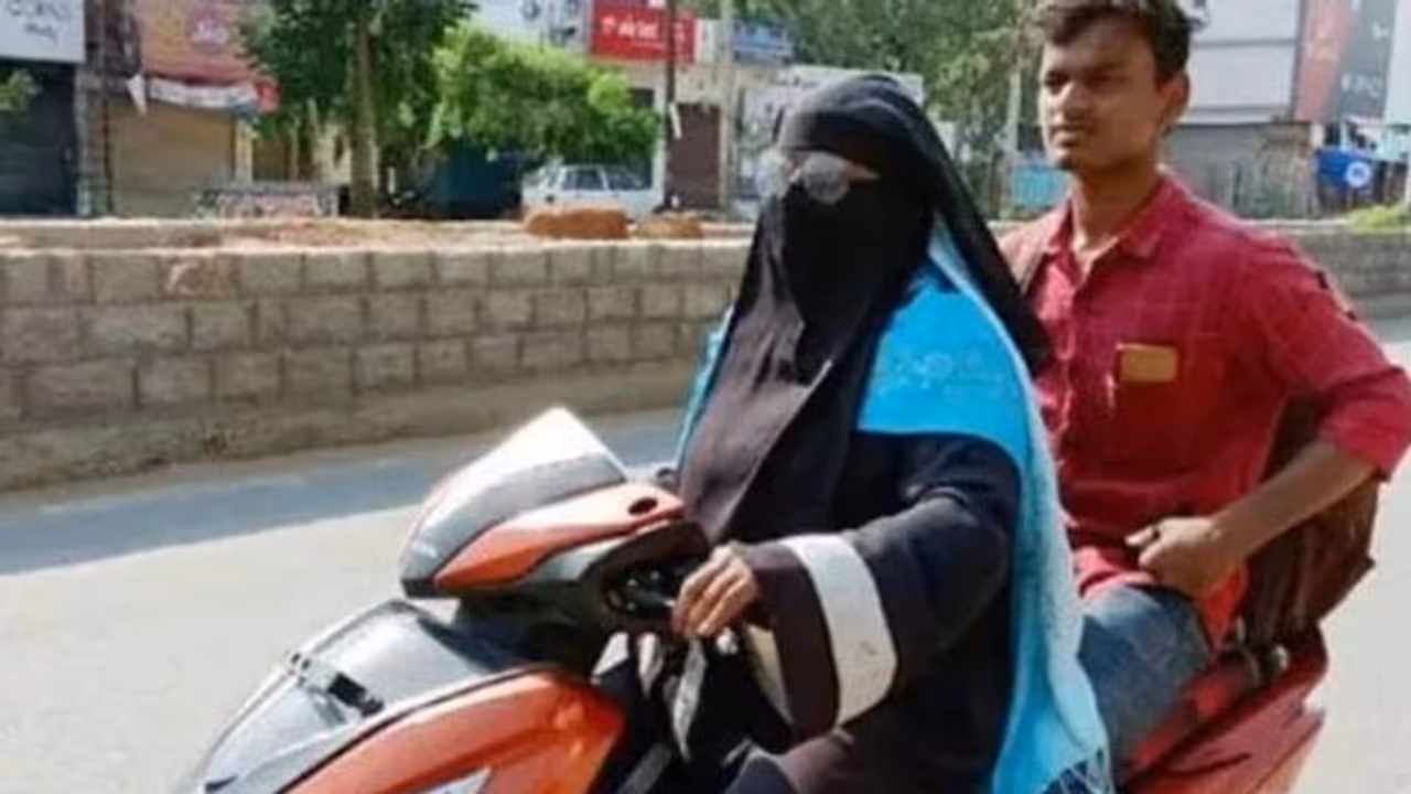 അന്ന് സ്കൂട്ടറിൽ മകനെ കൊണ്ടുവരാൻ 1400 കിലോമീറ്റർ യാത്ര, ഇന്ന് മകൻ യുക്രൈനിൽ, വേദനയില് റസിയ അന്ന് സ്കൂട്ടറിൽ മകനെ കൊണ്ടുവരാൻ 1400 കിലോമീറ്റർ യാത്ര, ഇന്ന് മകൻ യുക്രൈനിൽ, വേദനയില് റസിയ