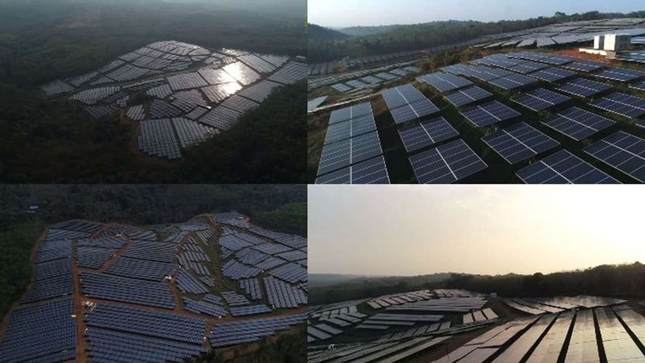 പയ്യന്നൂരിൽ കിയാൽ സ്ഥാപിച്ച 12 മെഗാവാട്ടിൻ്റെ സോളാർ പ്ലാൻ്റ മുഖ്യമന്ത്രി നാടിന് സമർപ്പിച്ചു പയ്യന്നൂരിൽ കിയാൽ സ്ഥാപിച്ച 12 മെഗാവാട്ടിൻ്റെ സോളാർ പ്ലാൻ്റ മുഖ്യമന്ത്രി നാടിന് സമർപ്പിച്ചു