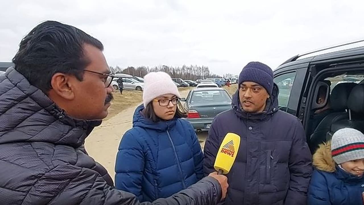 পড়াশোনা বিয়ে ব্যবসা সবই ইউক্রেনে, এখন পরিবার নিয়ে 'নিরাপদ' ভারতের পথে অভিষেক