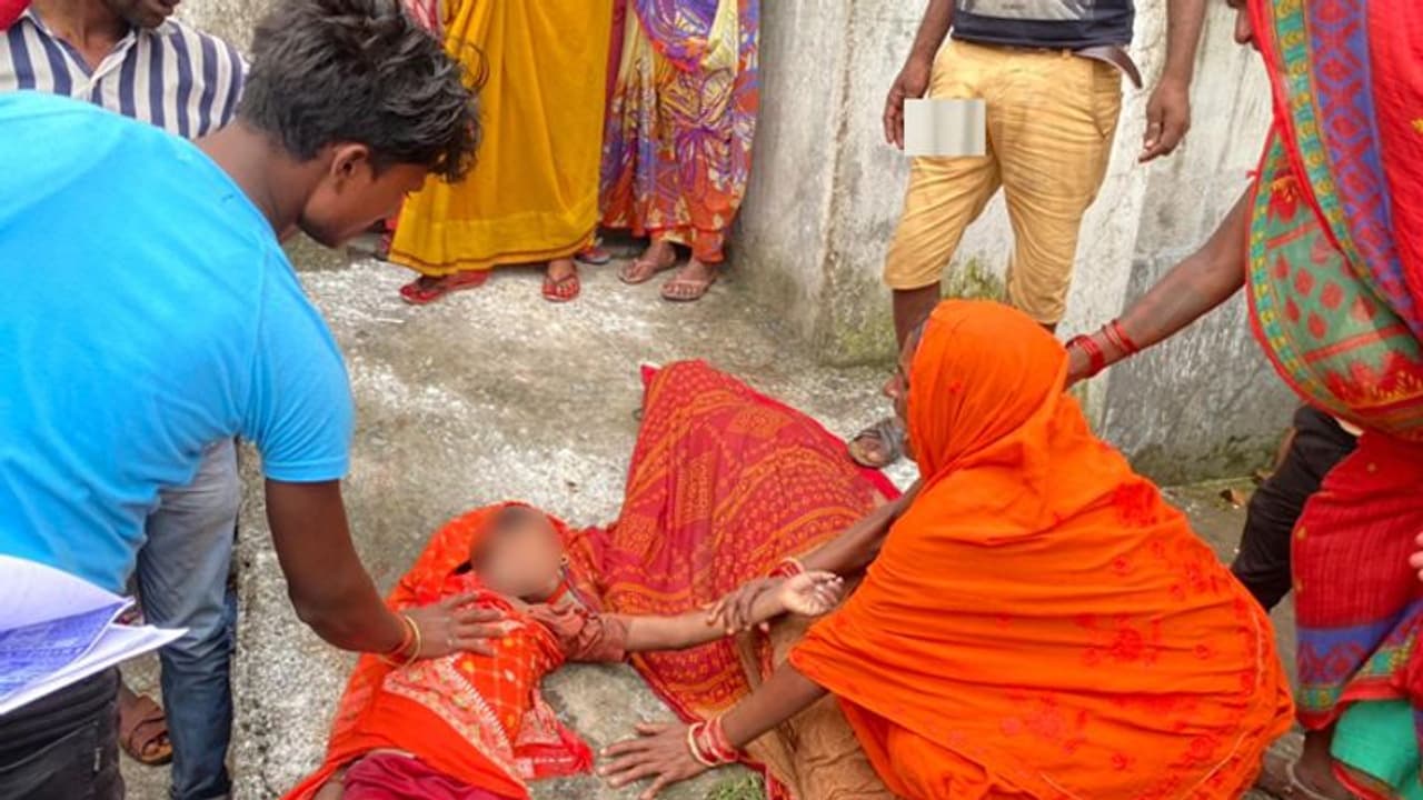 दर्दनाक मंजर: 3 साल को मासूम मां ने इस हाल में देखा, देखते ही लगा दी छलांग..दोनों में से कोई नहीं बचा जिंदा दर्दनाक मंजर: 3 साल को मासूम मां ने इस हाल में देखा, देखते ही लगा दी छलांग..दोनों में से कोई नहीं बचा जिंदा