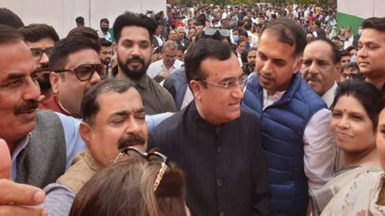 दिल्ली नगर निगम चुनाव: कलह दूर करने खुद मॉनिटरिंग कर रहे राहुल गांधी, सदस्यता अभियान पर जोर दिल्ली नगर निगम चुनाव: कलह दूर करने खुद मॉनिटरिंग कर रहे राहुल गांधी, सदस्यता अभियान पर जोर