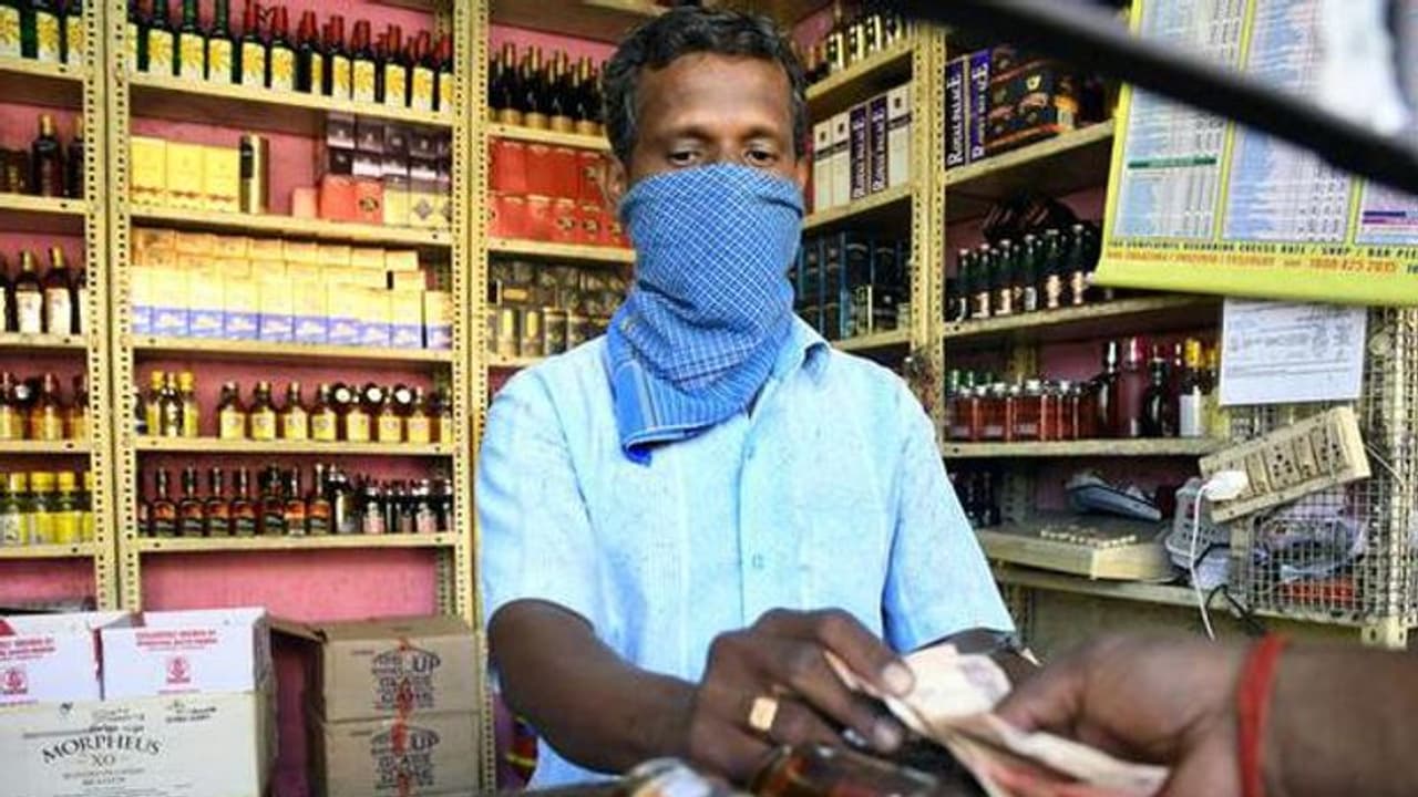 குடிமகன்களுக்கு ஷாக்!! 3 நாட்களுக்கு டாஸ்மாக் கடை மூடல்.. ஆட்சியர் அதிரடி உத்தரவு..