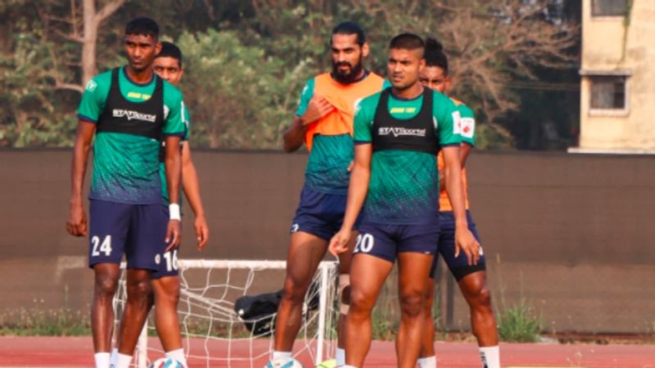 কোন অঙ্কে আইএসএলের লিগ শিল্ড চ্যাম্পিয়ন হতে পারবে এটিকে মোহনবাগান, জানুন বিস্তারিত কোন অঙ্কে আইএসএলের লিগ শিল্ড চ্যাম্পিয়ন হতে পারবে এটিকে মোহনবাগান, জানুন বিস্তারিত