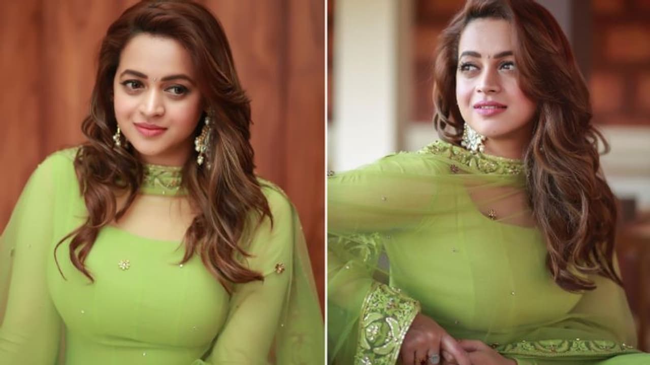 ഞാൻ മരിക്കും വരെ ആ മുറിവ് ഉണ്ടാകും, ഉള്ളിലങ്ങനെ തന്നെ..: ഭാവന പറയുന്നു ഞാൻ മരിക്കും വരെ ആ മുറിവ് ഉണ്ടാകും, ഉള്ളിലങ്ങനെ തന്നെ..: ഭാവന പറയുന്നു