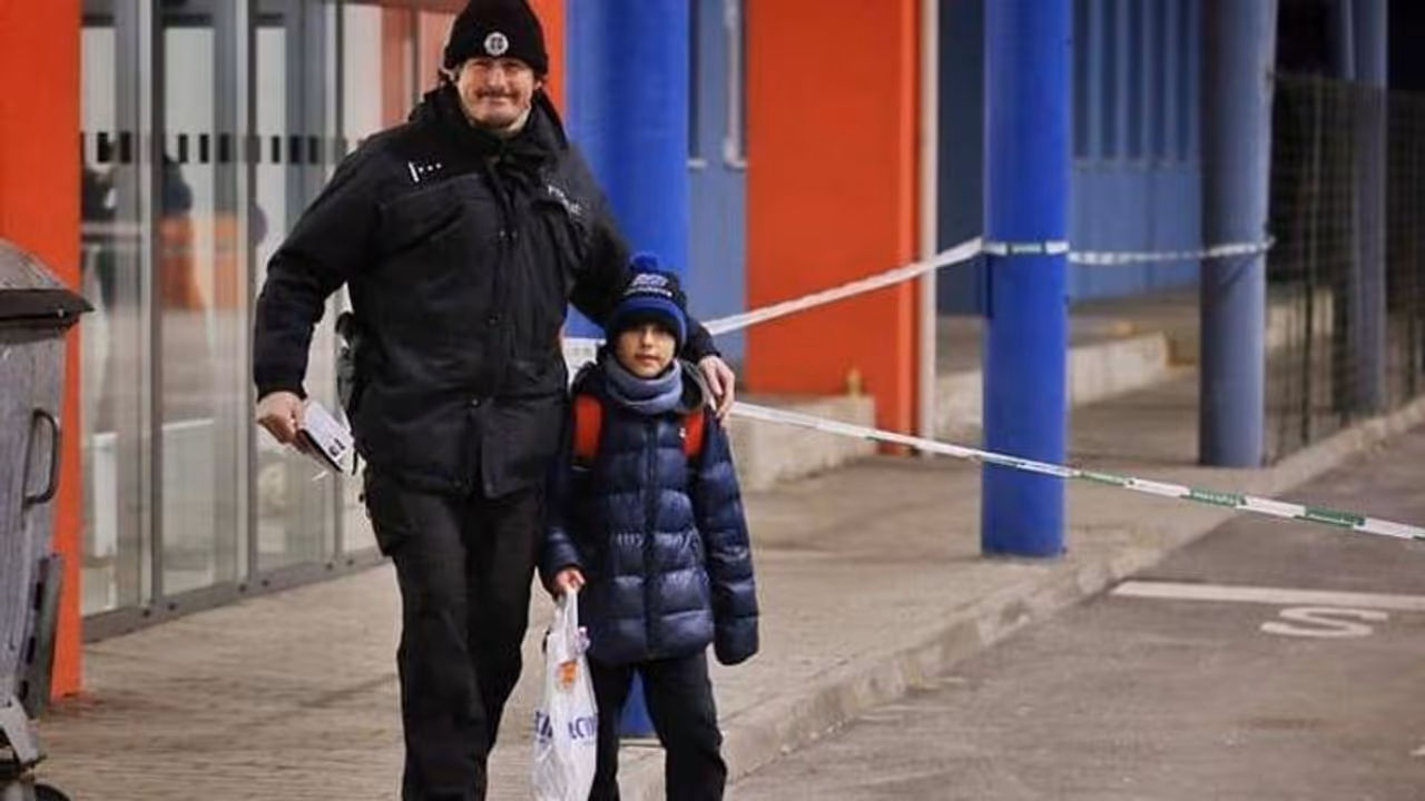 11 year old boy Ukraine : യുക്രൈനിൽ നിന്നും സ്ലോവാക്യയിലേക്ക്, 1000 കിലോമീറ്റർ തനിച്ച് യാത്ര ചെയ്ത് 11 കാരന്‍