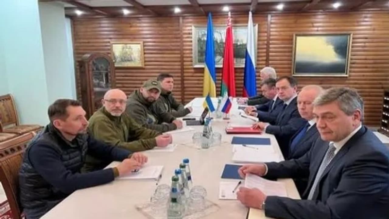 Russia Ukraine War ಎರಡು ಪ್ರಮುಖ ಷರತ್ತಿಗೆ ಉಕ್ರೇನ್‌ ಒಪ್ಪಿಗೆ, ಶಾಂತವಾಗುತ್ತಾ ರಷ್ಯಾ?