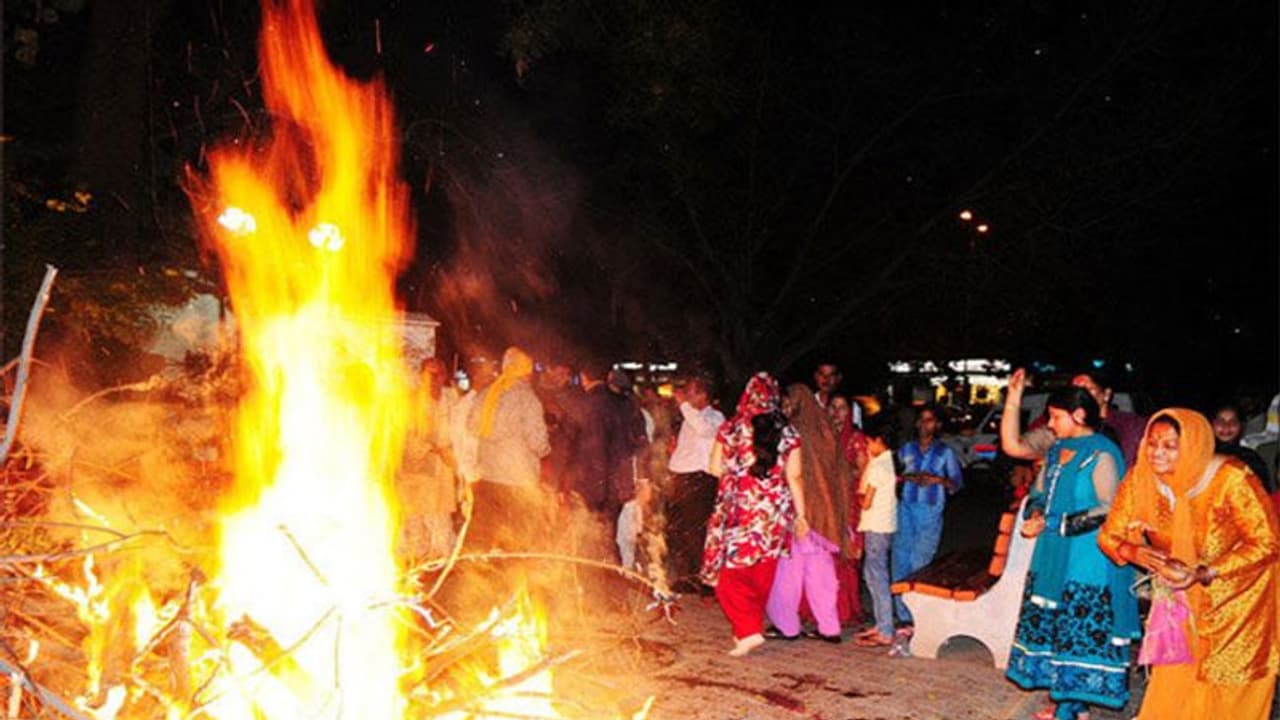 Holashtak 2022: होलाष्टक में क्यों नहीं किए जाते शुभ कार्य, क्या है इसकी मान्यता और अन्य खास बातें