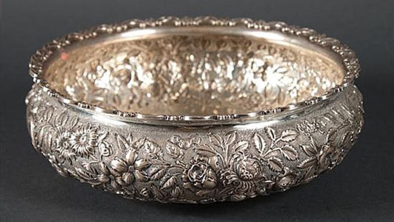 Life Management: बूढ़े ने पूरी उम्र कीमती बर्तन खास दिन के लिए बचा के रखा…मरने के बाद ये हुआ उसका हाल?