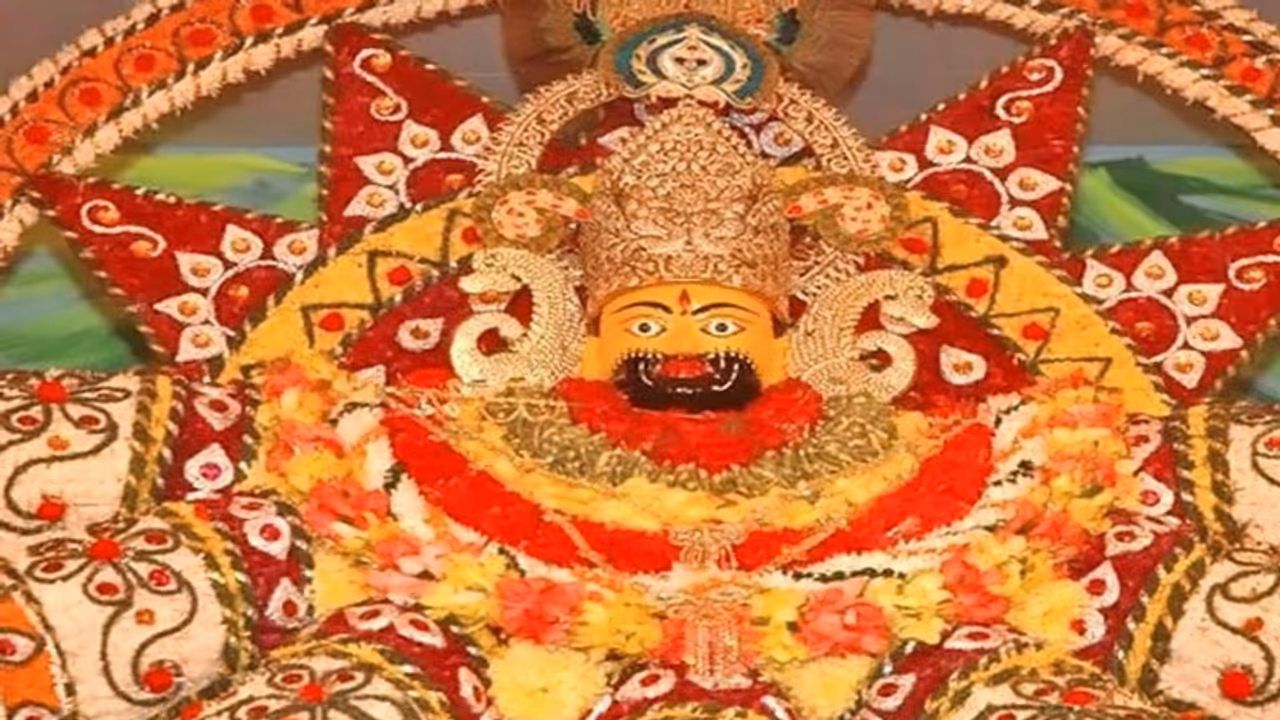 Khatu Mela 2022: किस मुगल बादशाह ने तोड़ा था भगवान खाटूश्याम का मंदिर, दोबारा इसे किसने बनवाया? Khatu Mela 2022: किस मुगल बादशाह ने तोड़ा था भगवान खाटूश्याम का मंदिर, दोबारा इसे किसने बनवाया?