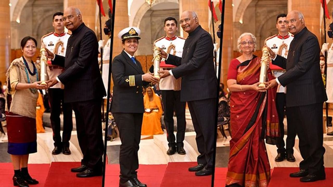 President Kovind confers Nari Shakti Puraskars on 29 outstanding individuals for 2020 and 2021 President Kovind confers Nari Shakti Puraskars on 29 outstanding individuals for 2020 and 2021