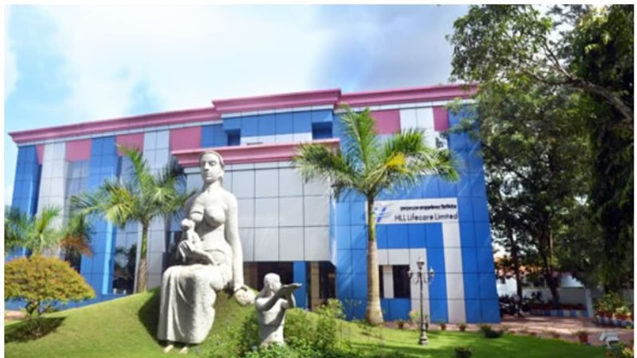 എച്ച്എൽഎൽ വിൽപന; സംസ്ഥാന സർക്കാരിന് തിരിച്ചടി, ലേലത്തിൽ പങ്കെടുക്കാനാകില്ല എച്ച്എൽഎൽ വിൽപന; സംസ്ഥാന സർക്കാരിന് തിരിച്ചടി, ലേലത്തിൽ പങ്കെടുക്കാനാകില്ല