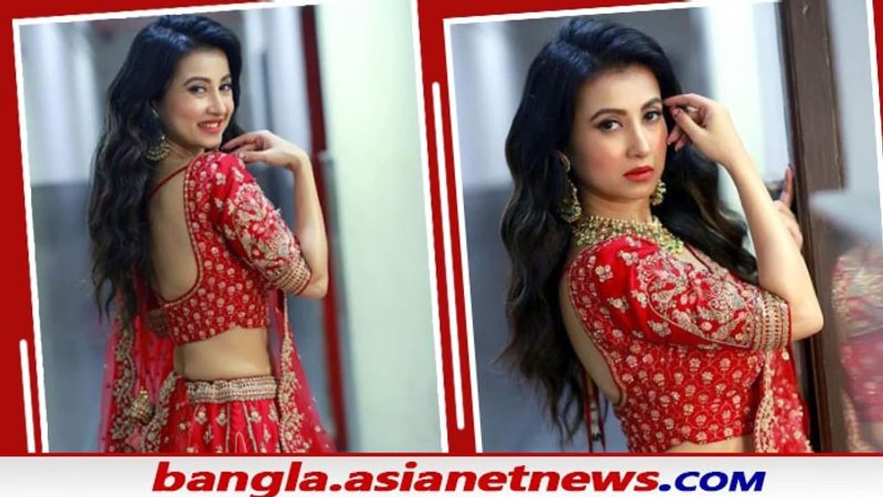 মা লক্ষ্মীর জন্য বিশেষ উপহার, কালীপুজোর দিন জমজমাট আয়োজন মনামাীর বাড়িতে মা লক্ষ্মীর জন্য বিশেষ উপহার, কালীপুজোর দিন জমজমাট আয়োজন মনামাীর বাড়িতে