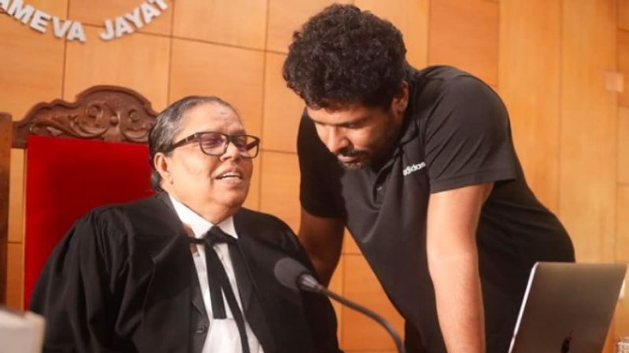 Aashiq Abu : 'യുവര്‍ ലോര്‍ഡ് ഷിപ്, മദര്‍ഷിപ്പ്'; 'നാരദനി'ലെ ജഡ്ജി ആഷിക് അബുവിന്റെ അമ്മ