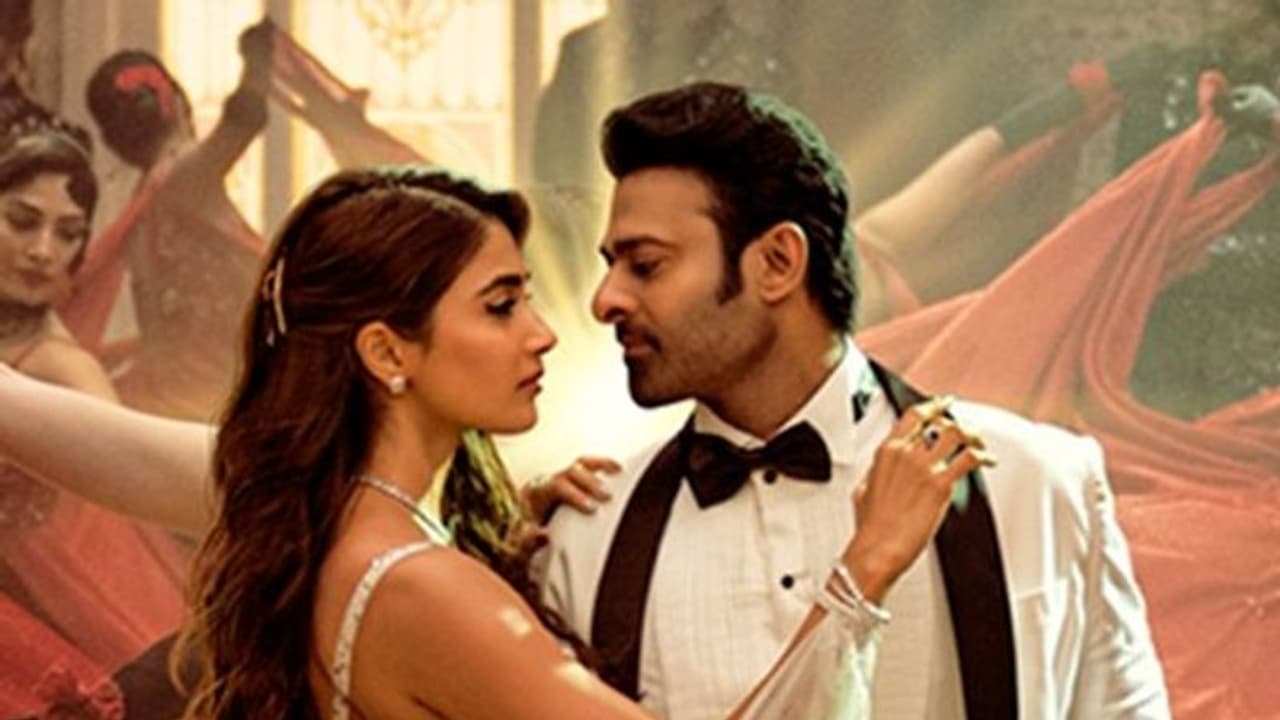 ಬಾಲಿವುಡ್ ನಲ್ಲಿ ಮುಗ್ಗರಿಸಿದ ಪ್ರಭಾಸ್: 'ರಾಧೆ ಶ್ಯಾಮ್'ಗೆ ಹೀನಾಯ ಸೋಲು ಬಾಲಿವುಡ್ ನಲ್ಲಿ ಮುಗ್ಗರಿಸಿದ ಪ್ರಭಾಸ್: 'ರಾಧೆ ಶ್ಯಾಮ್'ಗೆ ಹೀನಾಯ ಸೋಲು