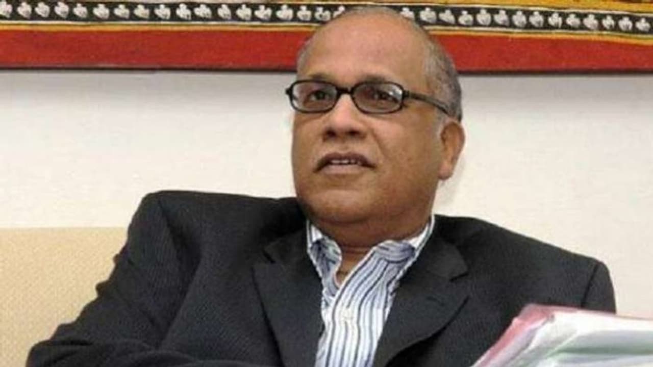 'ബിജെപിയില് ചേരാന് ദൈവത്തോട് അനുമതി ചോദിച്ചു, അദ്ദേഹം അനുവദിച്ചു'; കോണ്ഗ്രസ് വിട്ട ദിഗംബര് കാമത്ത് 'ബിജെപിയില് ചേരാന് ദൈവത്തോട് അനുമതി ചോദിച്ചു, അദ്ദേഹം അനുവദിച്ചു'; കോണ്ഗ്രസ് വിട്ട ദിഗംബര് കാമത്ത്