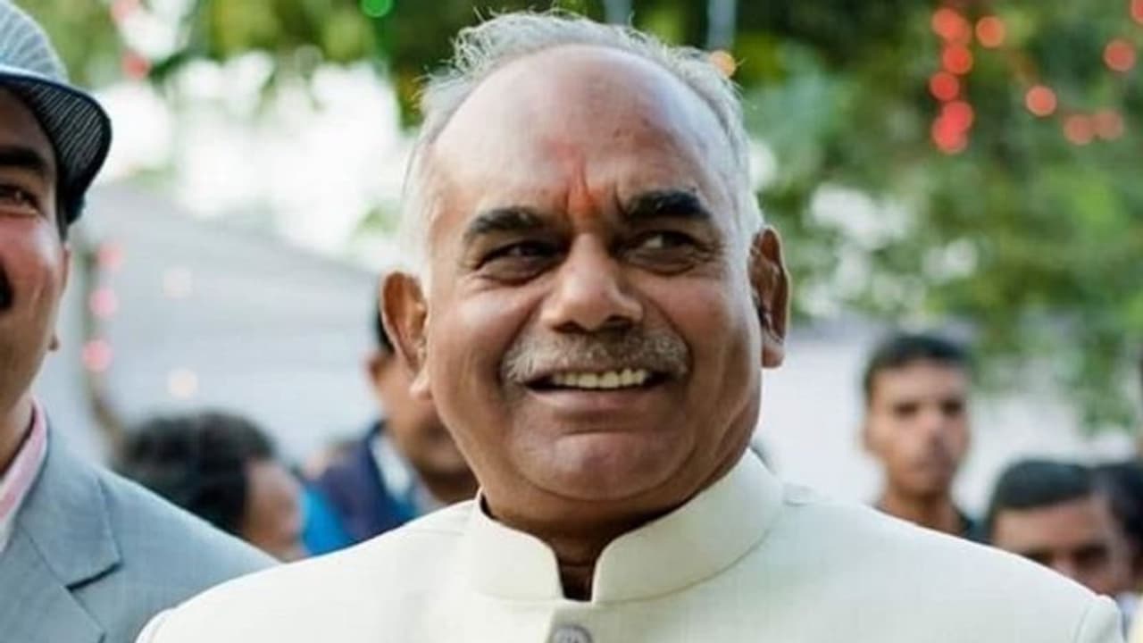 सिरसागंज सीट रिजल्ट लाइव अपडेट 2022: चुनाव से पहले मुलायम के समधि ने सपा को दिया था झटका, BJP से हैं मैदान में