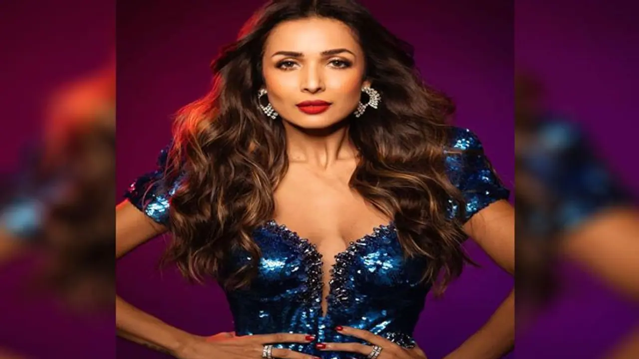 দুর্ঘটনার কবলে মালাইকা অরোরা, দুমড়ে যাওয়া গাড়ি থেকে হাসপাতালে নিয়ে যাওয়া হয় অভিনেত্রীকে দুর্ঘটনার কবলে মালাইকা অরোরা, দুমড়ে যাওয়া গাড়ি থেকে হাসপাতালে নিয়ে যাওয়া হয় অভিনেত্রীকে