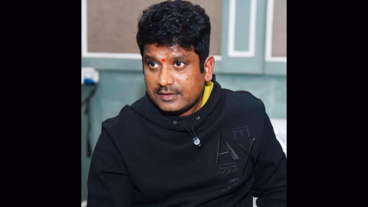 ಕಾವೇರಿ ವಿಚಾರದಲ್ಲಿ ರೈತರ ಕತ್ತು ಕುಯ್ಯುವ ಕೆಲಸ ಮಾಡಬೇಡಿ: ಜೋಗಿ ಪ್ರೇಮ್ ಕಾವೇರಿ ವಿಚಾರದಲ್ಲಿ ರೈತರ ಕತ್ತು ಕುಯ್ಯುವ ಕೆಲಸ ಮಾಡಬೇಡಿ: ಜೋಗಿ ಪ್ರೇಮ್