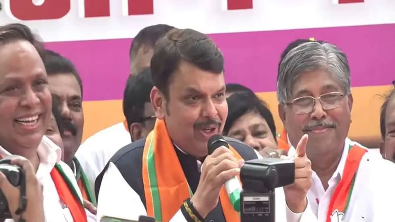 maharashtra crisis: జేపీ నడ్డా జోక్యం.. మహారాష్ట్ర డిప్యూటీ సీఎంగా దేవేంద్ర ఫడ్నవీస్..?