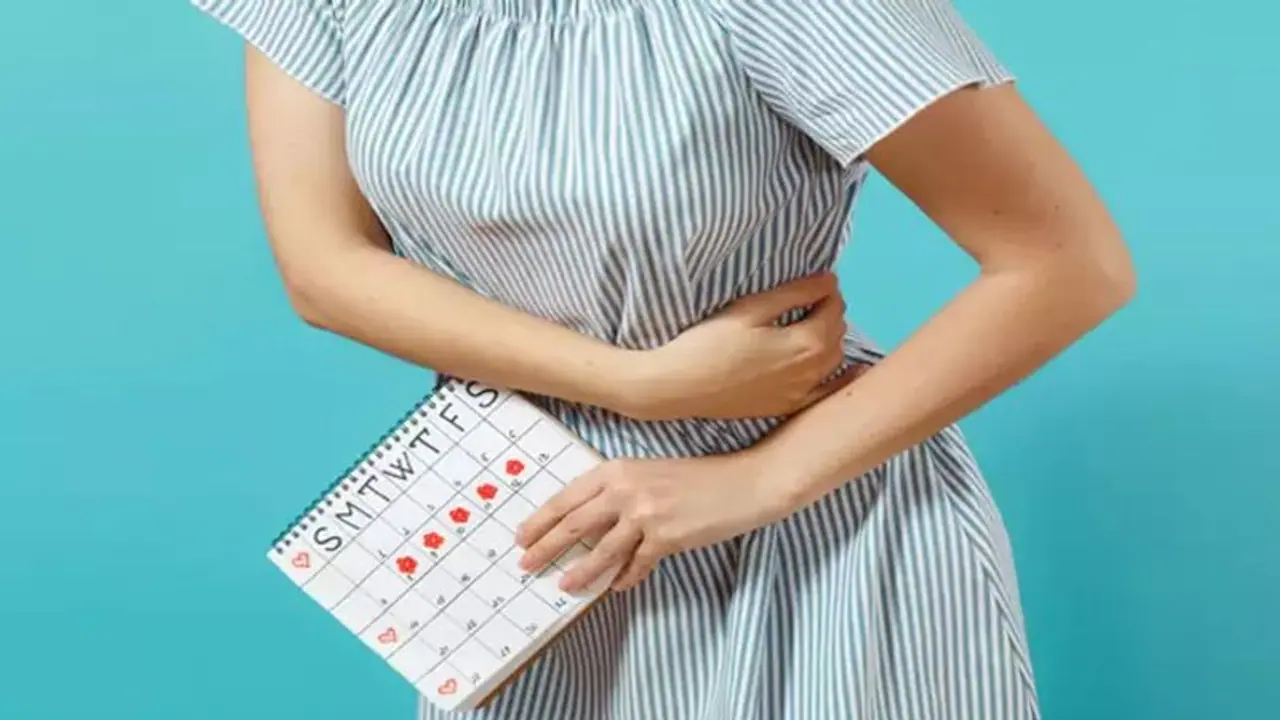 Menstrual Cramps : ആർത്തവസമയത്തെ അസ്വസ്ഥകൾ അകറ്റാൻ ഭക്ഷണത്തിൽ ശ്രദ്ധിക്കേണ്ടത്...