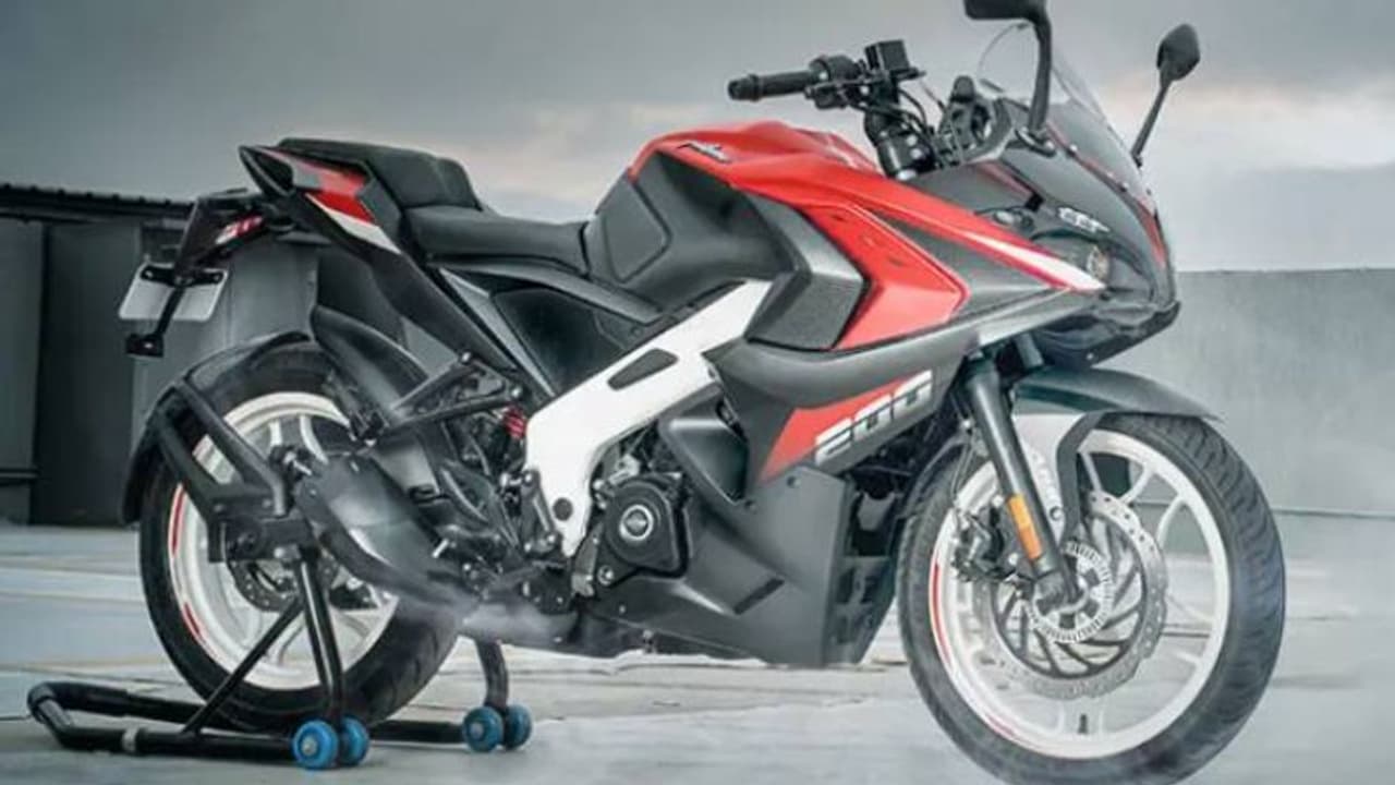 NS400 ന് ശേഷം പുതിയ ബജാജ് പൾസർ RS200 പുറത്തിറക്കിയേക്കും NS400 ന് ശേഷം പുതിയ ബജാജ് പൾസർ RS200 പുറത്തിറക്കിയേക്കും
