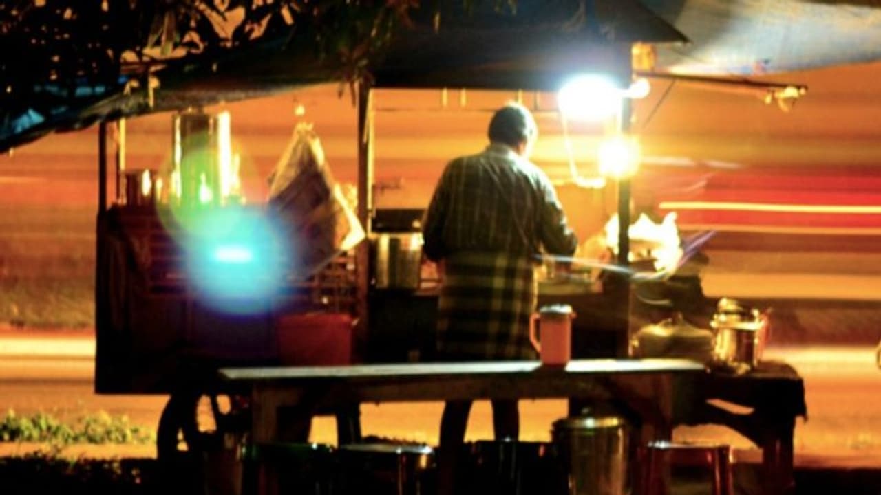 എറണാകുളത്തെ തട്ടുകടകൾ അടക്കമുള്ള ഭക്ഷ്യസ്ഥാപനങ്ങളിൽ പരിശോധന നടത്താൻ കളക്ടറുടെ നിര്ദേശം എറണാകുളത്തെ തട്ടുകടകൾ അടക്കമുള്ള ഭക്ഷ്യസ്ഥാപനങ്ങളിൽ പരിശോധന നടത്താൻ കളക്ടറുടെ നിര്ദേശം