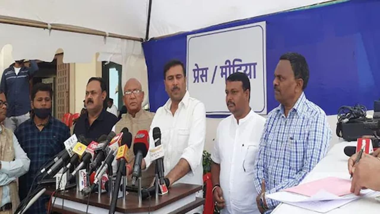 झारखंड में राज्यसभा चुनाव से पहले पांच विधायक आए साथ, तीसरा मोर्चा बनाया, इन नेता की बढ़ सकती है टेंशन