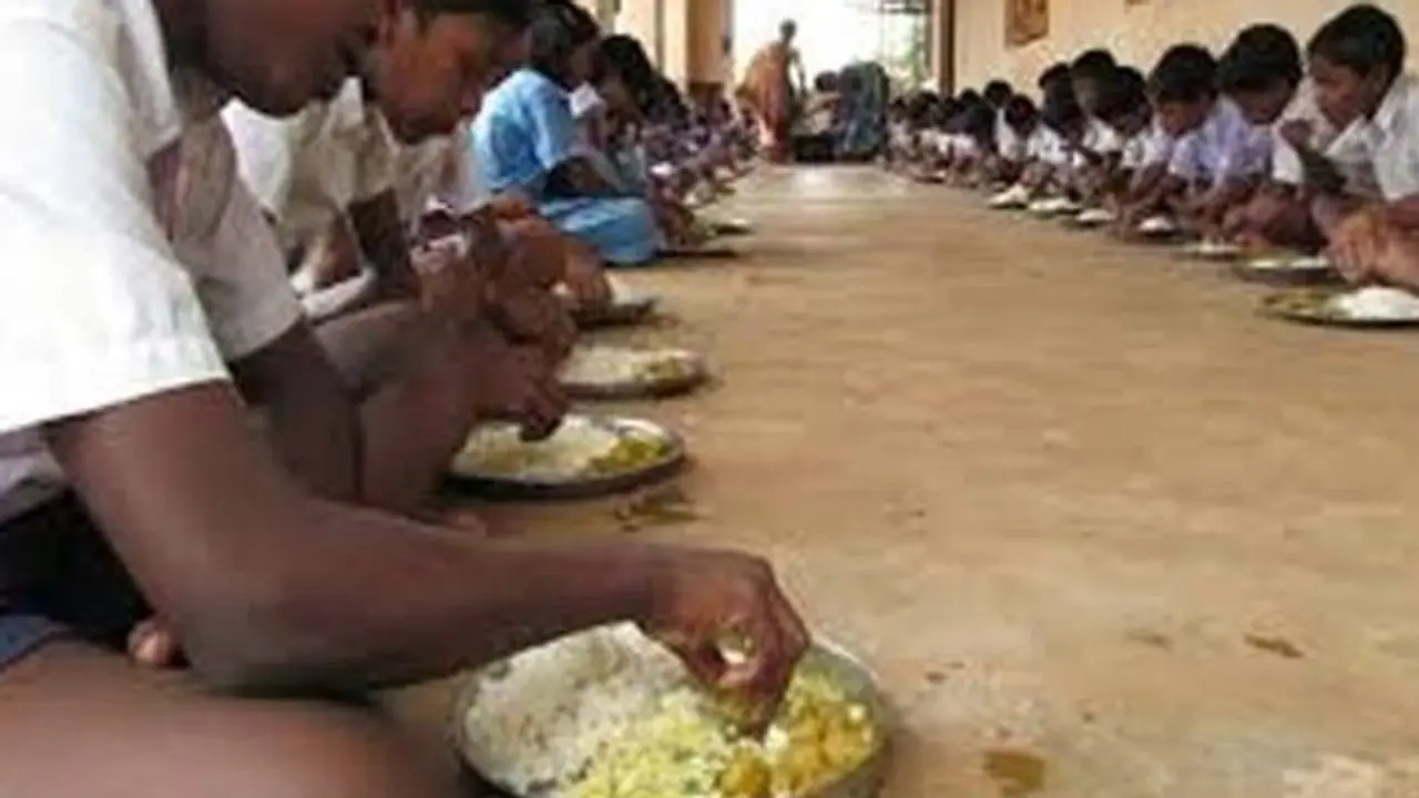 What is Karnataka government providing in mid day meal? Here's what we know