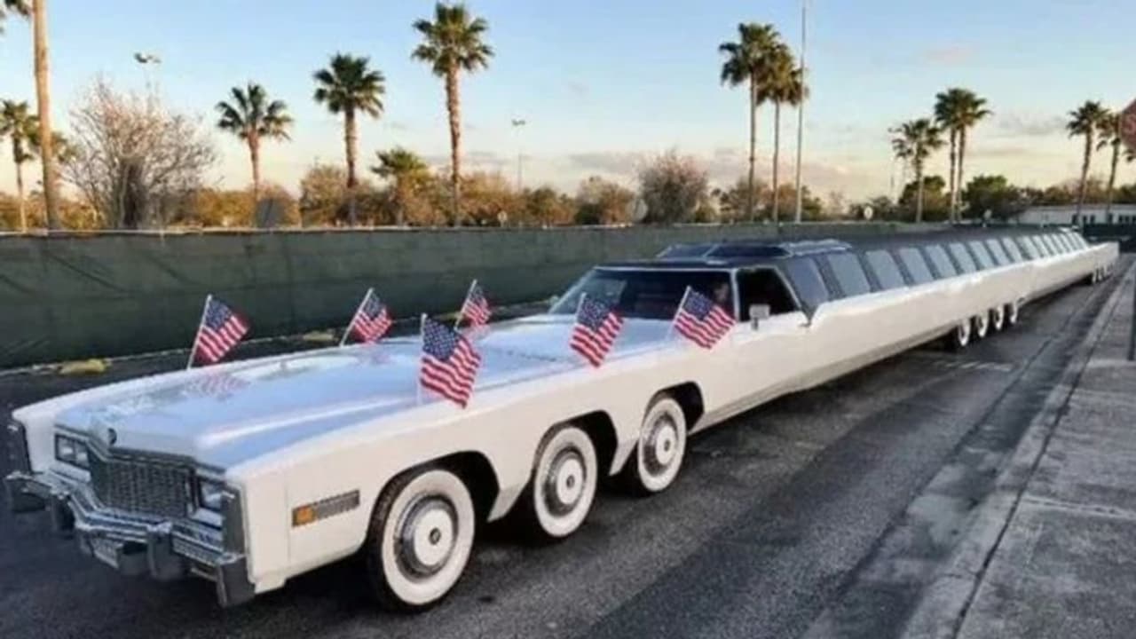 'ദി അമേരിക്കൻ ഡ്രീം' ലോകത്തിലെ ഏറ്റവും നീളം കൂടിയ കാർ, ഉള്ളിൽ നീന്തൽക്കുളം മുതൽ ഹെലിപാഡ് വരെ