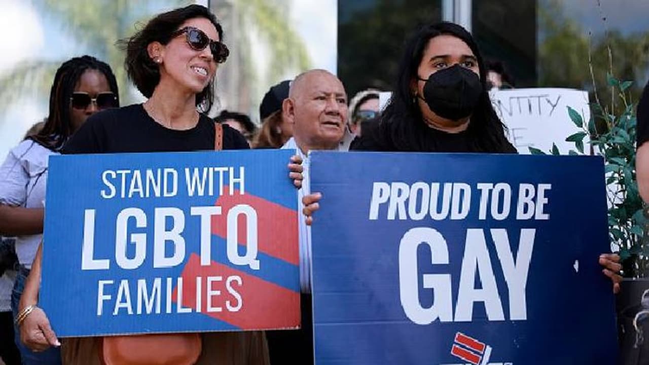 സ്വകാര്യ സ്കൂളുകളിൽ എൽജിബിടിക്യു വിനെ കുറിച്ച് ഒന്നും മിണ്ടണ്ട, ബിൽ പാസാക്കാൻ ജോർജ്ജിയ സ്വകാര്യ സ്കൂളുകളിൽ എൽജിബിടിക്യു വിനെ കുറിച്ച് ഒന്നും മിണ്ടണ്ട, ബിൽ പാസാക്കാൻ ജോർജ്ജിയ