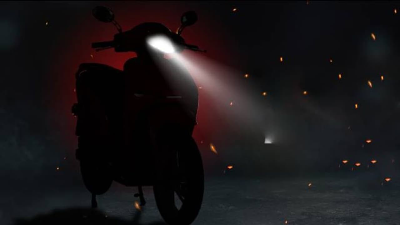 Okhi 90 Electric ಓಲಾಗೆ ಪ್ರತಿಸ್ಪರ್ಧಿ ಒಕಿನಾವಾ ಒಖಿ90 ಎಲೆಕ್ಟ್ರಿಕ್ ಸ್ಕೂಟರ್ ನಾಳೆ ಬಿಡುಗಡೆ! Okhi 90 Electric ಓಲಾಗೆ ಪ್ರತಿಸ್ಪರ್ಧಿ ಒಕಿನಾವಾ ಒಖಿ90 ಎಲೆಕ್ಟ್ರಿಕ್ ಸ್ಕೂಟರ್ ನಾಳೆ ಬಿಡುಗಡೆ!