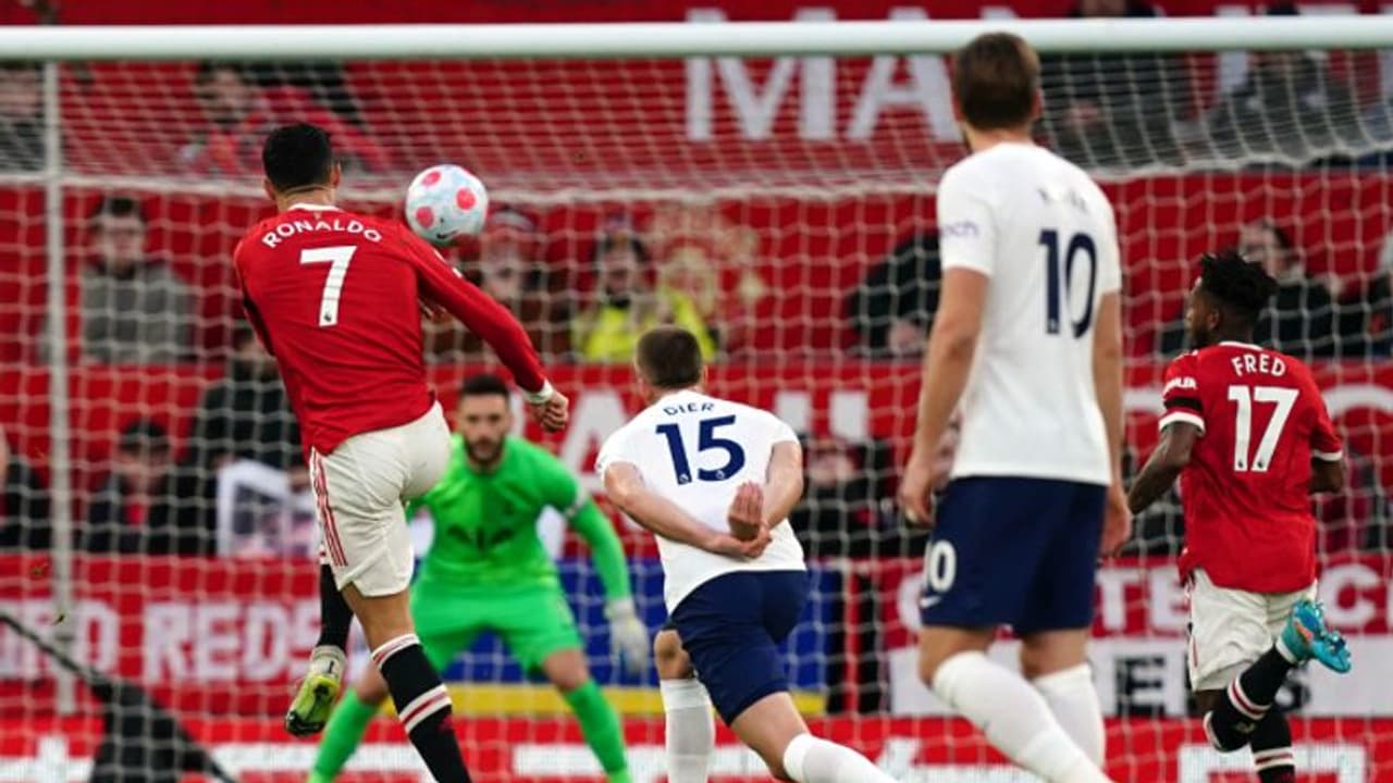 Ronaldo : അത്യുന്നതങ്ങളില് റോണോ, ഗോള്വേട്ടയില് 'ഗോട്ട്'! ടോട്ടനത്തെ ചാരമാക്കി മിസൈല് ഗോളും ഹാട്രിക്കും Ronaldo : അത്യുന്നതങ്ങളില് റോണോ, ഗോള്വേട്ടയില് 'ഗോട്ട്'! ടോട്ടനത്തെ ചാരമാക്കി മിസൈല് ഗോളും ഹാട്രിക്കും