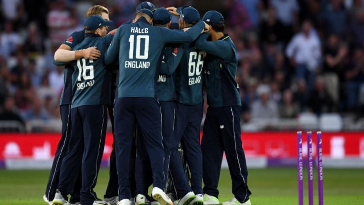 మొన్న జేసన్ రాయ్.. నిన్న హేల్స్.. నేడు మార్క్ వుడ్? ఐపీఎల్ ను వీడుతున్న ఇంగ్లాండ్ క్రికెటర్లు.. కారణాలేంటి..? మొన్న జేసన్ రాయ్.. నిన్న హేల్స్.. నేడు మార్క్ వుడ్? ఐపీఎల్ ను వీడుతున్న ఇంగ్లాండ్ క్రికెటర్లు.. కారణాలేంటి..?