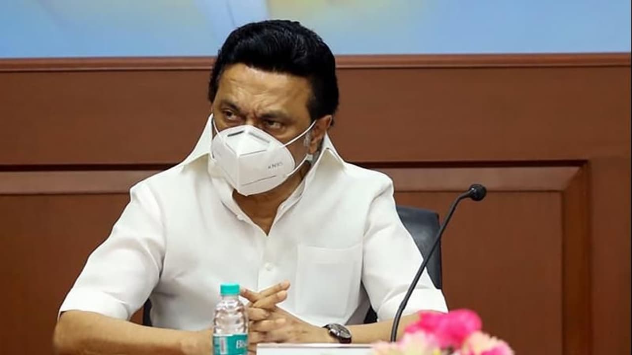 ஸ்டாலின் ஆப்ரேஷன் ஸ்டார்ட்.. கூட்டணி கட்சிக்கு அல்வா கொடுத்த திமுகவினர்.. வரிசையாக களையெடுக்கும் தலைமை.. ஸ்டாலின் ஆப்ரேஷன் ஸ்டார்ட்.. கூட்டணி கட்சிக்கு அல்வா கொடுத்த திமுகவினர்.. வரிசையாக களையெடுக்கும் தலைமை..