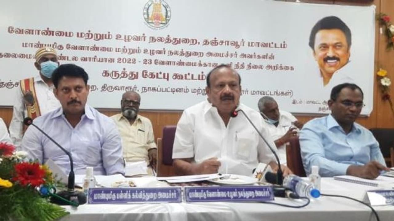 மகிழ்ச்சி செய்தி.. வேளாண் பட்ஜெட்டில் இடம்பெறும் அறிவிப்பு.. விவசாயிகளுக்கு என்னென்ன சலுகைகள்? அமைச்சர் பதில் மகிழ்ச்சி செய்தி.. வேளாண் பட்ஜெட்டில் இடம்பெறும் அறிவிப்பு.. விவசாயிகளுக்கு என்னென்ன சலுகைகள்? அமைச்சர் பதில்